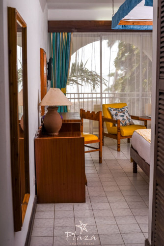 Standard twin bed room for vacation Bamburi Beach. Affordable furnished Hotel for vacation in Mombasa | Zuru Life Africa