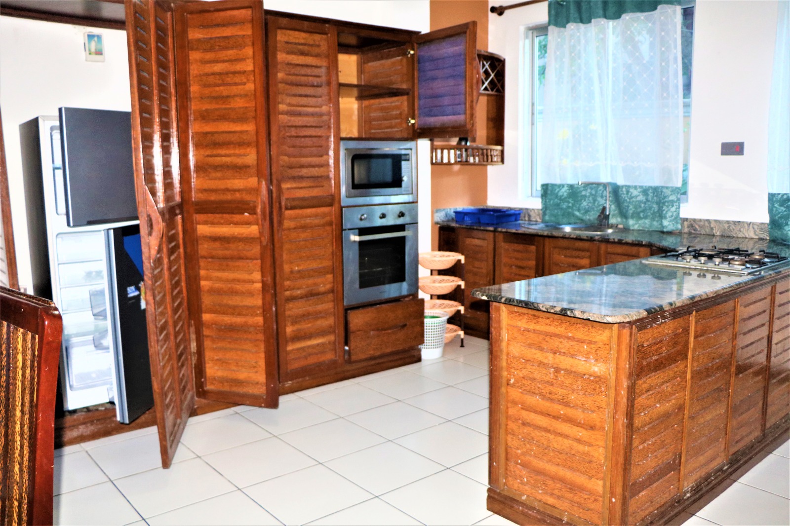 2 bedroom holiday apartment in Mombasa. Affordable furnished Hotel for vacation in Mombasa | Zuru Life Africa