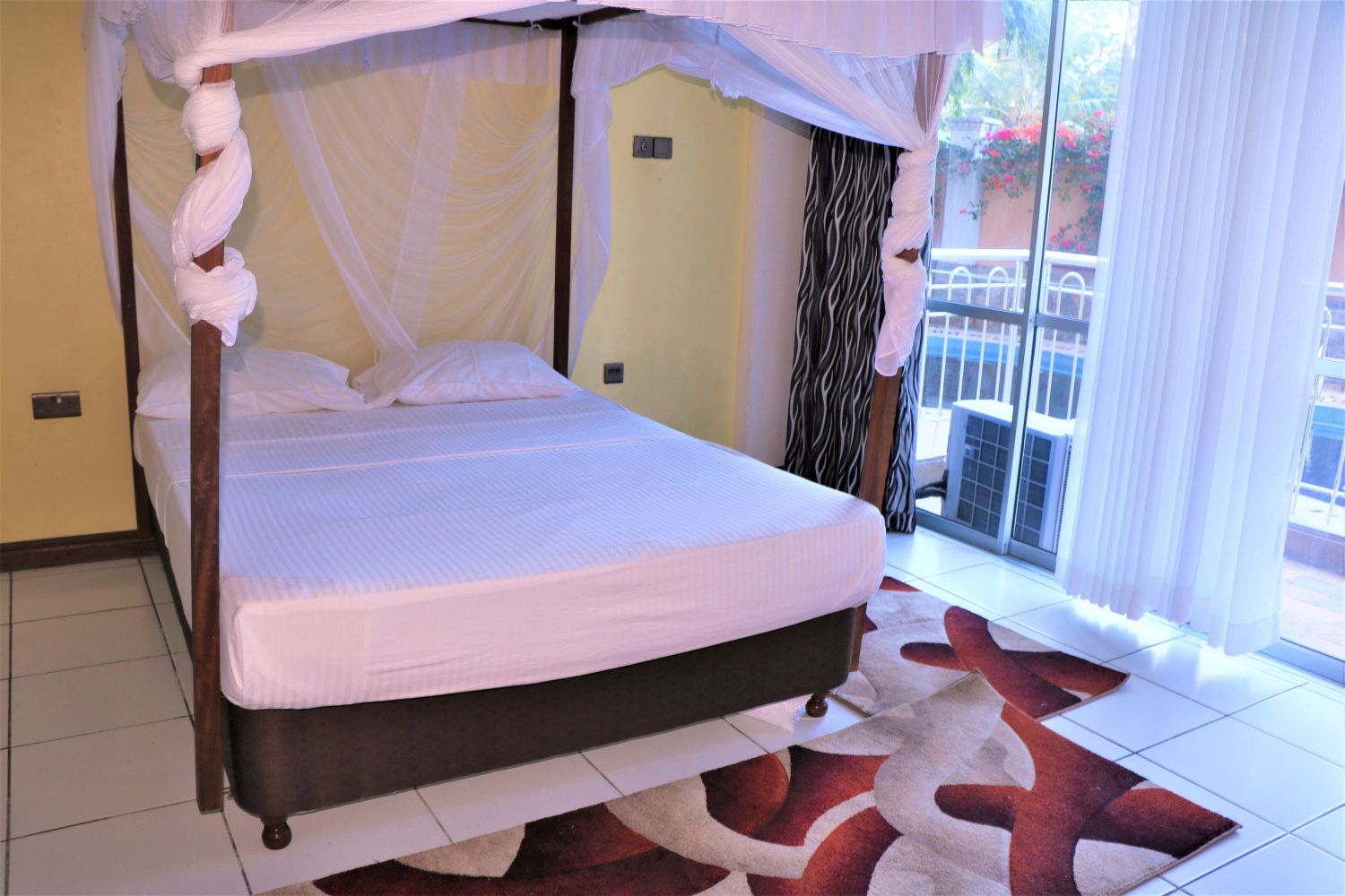 2bedroom vacation house near the beach in Mombasa. Affordable furnished Hotel for vacation in Mombasa | Zuru Life Africa