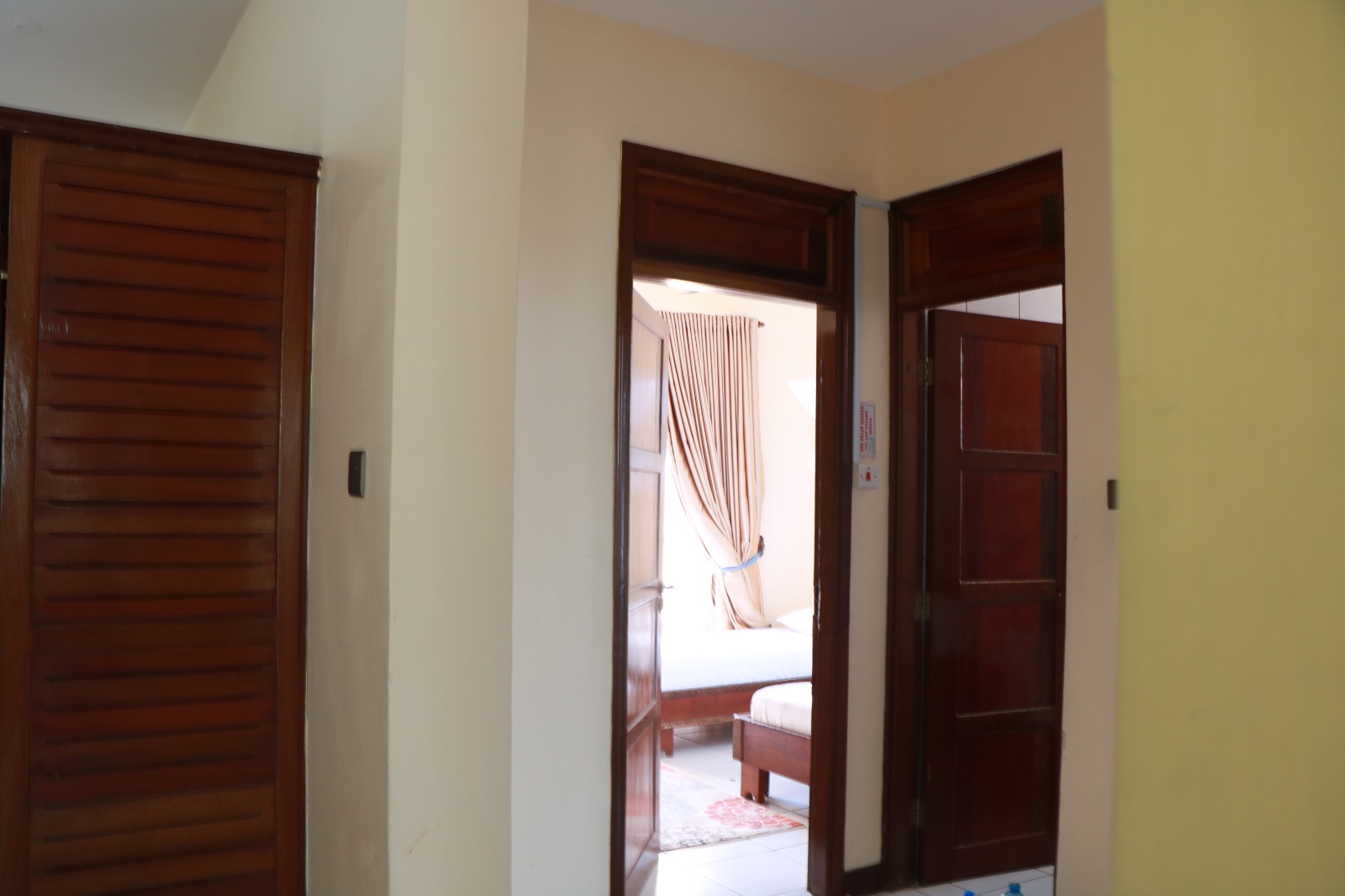 Spacious 2 bedroom beachfront in Mombasa-Malindi R. Affordable furnished Hotel for vacation in Nyali Road | Zuru Life Africa