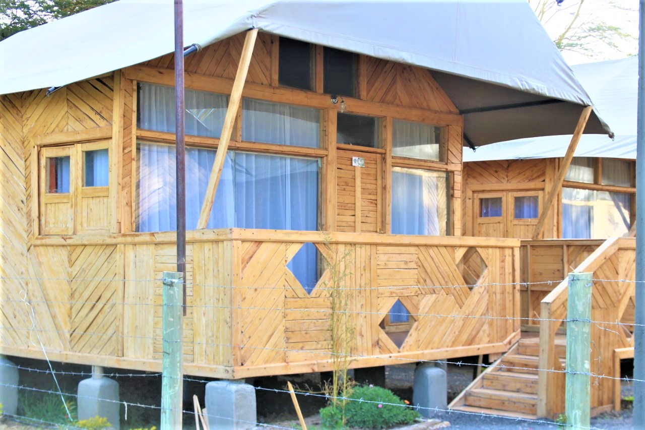 Comfortable vacation cabin near Lake Naivasha. Affordable furnished Condo for vacation in Karagita | Zuru Life Africa