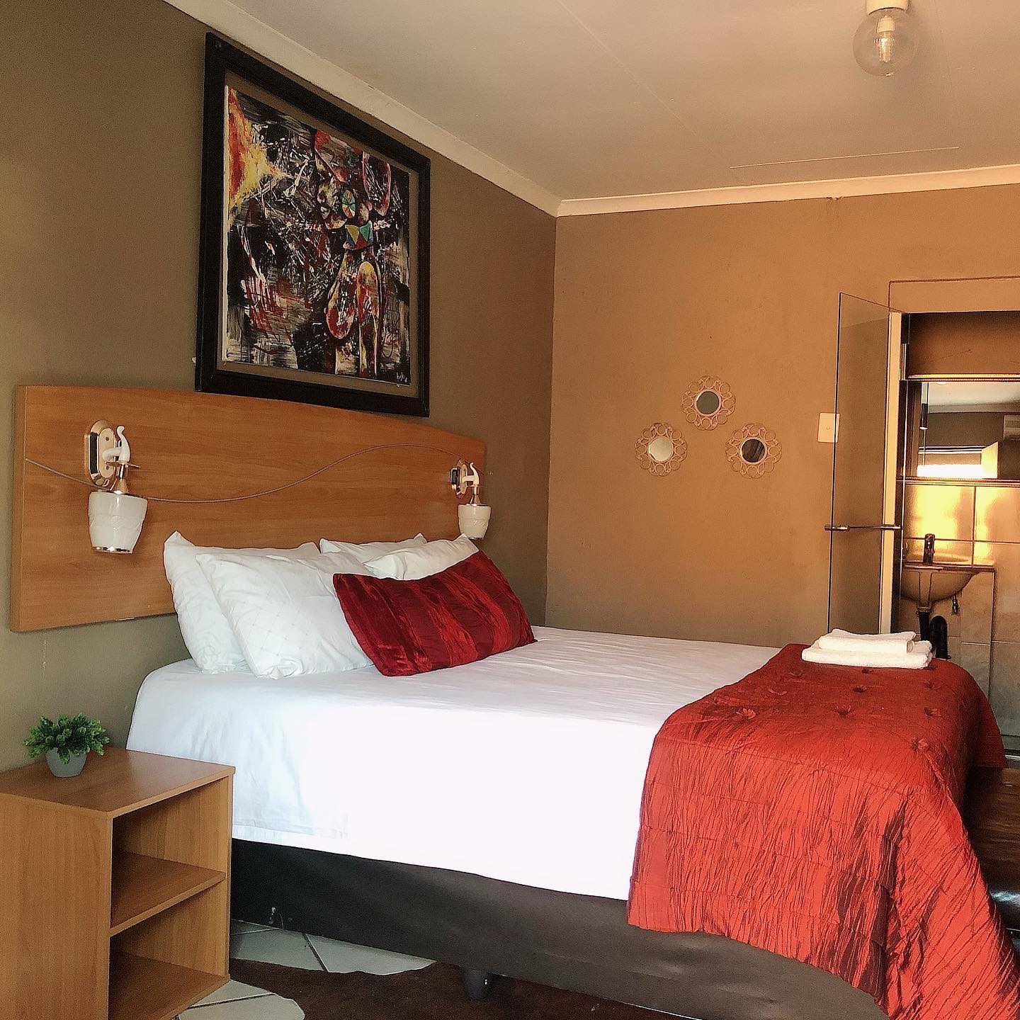 Comfy one bedroom. Affordable furnished Homestay for vacation in Nairobi County | Zuru Life Africa